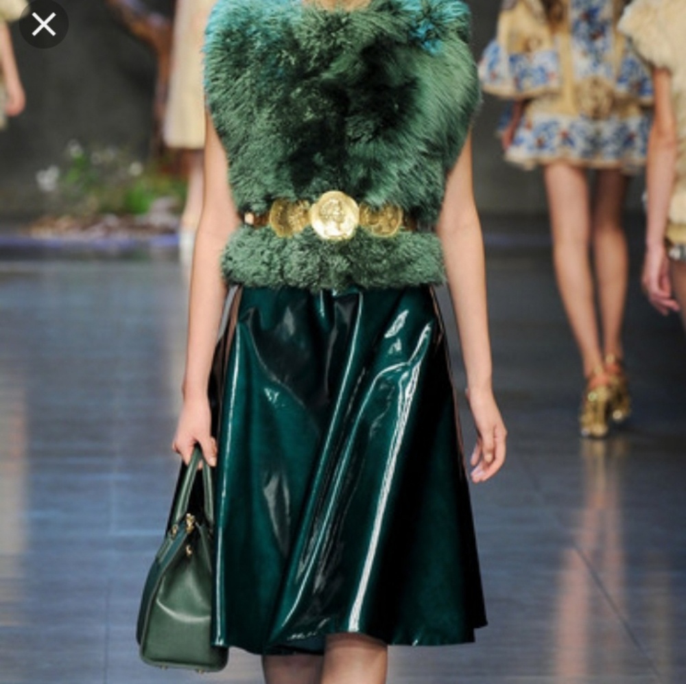 I have the dolce Gabbana runway pieve it's to die